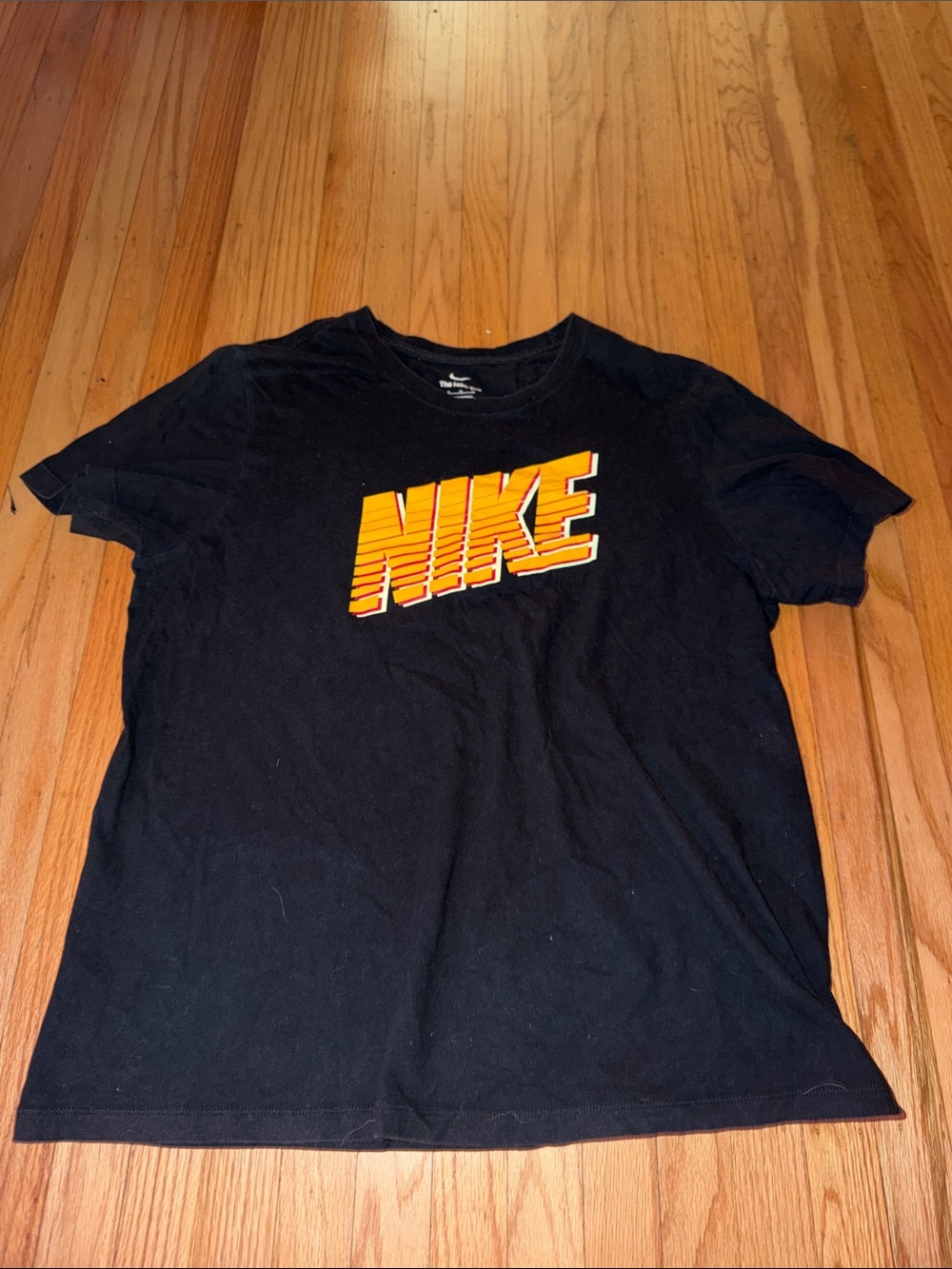 3 Black Nike T-shirts - Picture 5 of 10